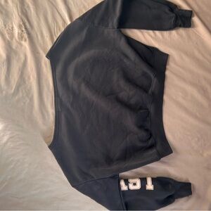 LA off shoulder sweater